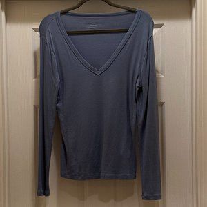 Women's Long Sleeve V-Neck T-Shirt